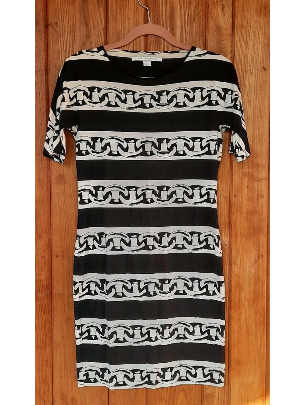 Diane Von Furstenberg DVF Brenna Chain Bands Silk Black Shift Dress Size 8, Flaw